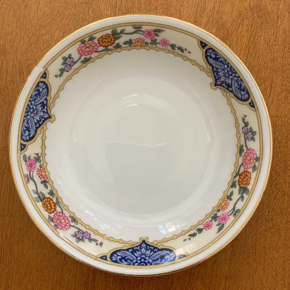 KLM Fruit/Dessert Bowl. KPM7